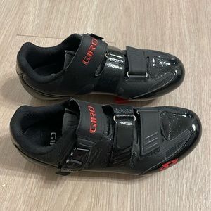 Giro size 39.5 spin shoes with delta clips